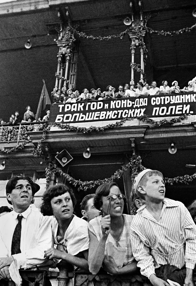 Зрители на Московском ипподроме, 1936 год Зрители на Московском ипподроме, 1936 год