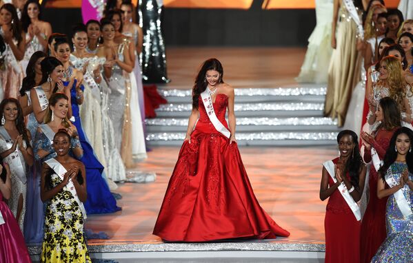 Россиянка София Никитчук прошла в полуфинал конкурса Мисс Мира-2015 в китайском городе Санья на острове Хайнань