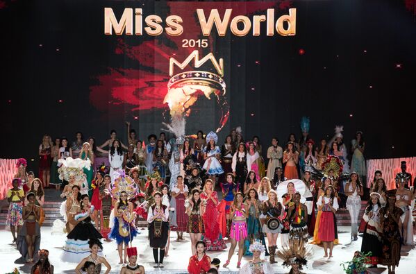Финал международного конкурса красоты Мисс Мира-2015 в китайском городе Санья на острове Хайнань