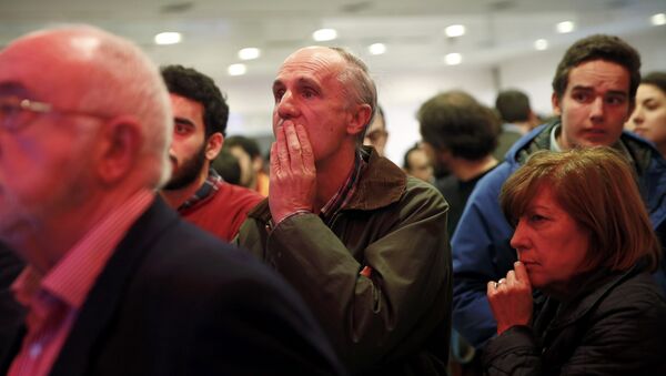 Избиратели в Испании ждут оглашения результатов парламентских выборов