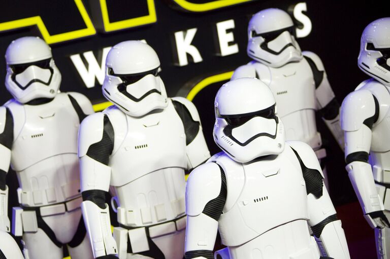 Премьера фильма Звездные войны: Пробуждение силы. Архивное фото Премьера фильма Звездные войны: Пробуждение силы. Архивное фото