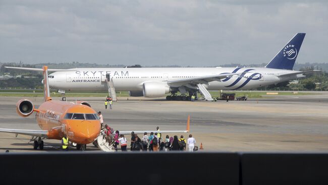 Самолет Boeing 777 авиакомпании Air France в аэропорту Кении