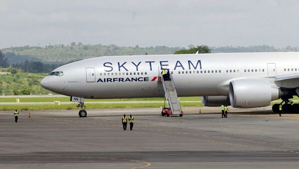 Самолет Boeing 777 авиакомпании Air France в аэропорту Кении
