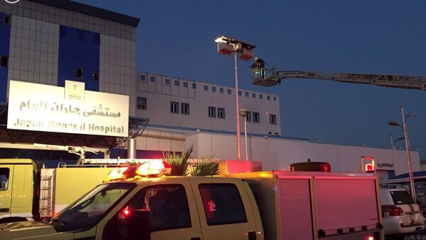 На месте пожара в отделении интенсивной терапии больницы в городе Джизан на юго-западе Саудовской Аравии