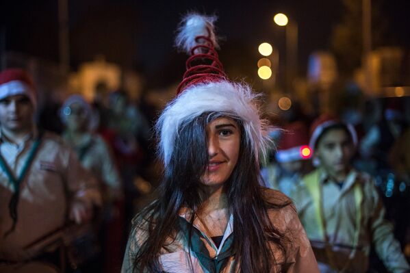 На улицах Дамаска во время празднования Рождества по Григорианскому календарю