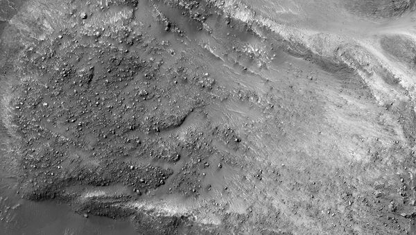 Последствия схода каменной лавины на Марсе