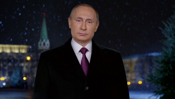 Путин поздравил россиян с Новым годом и пожелал успехов, радости и счастья