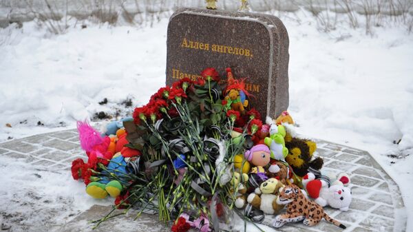 Памятник детям Донбасса, погибшим от обстрелов, в парке Ленинского комсомола на Аллее ангелов в Донецке.Архивное фото