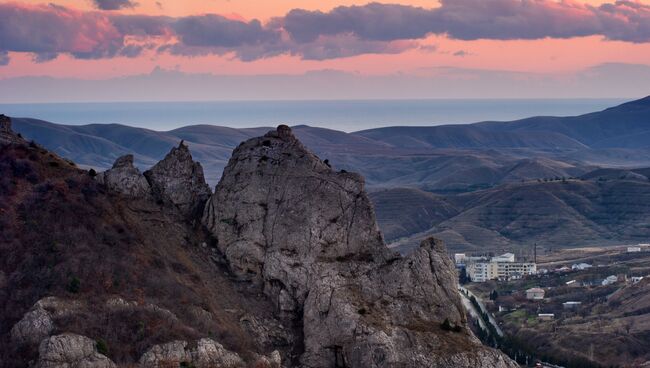 Горы в Крыму. Архивное фото