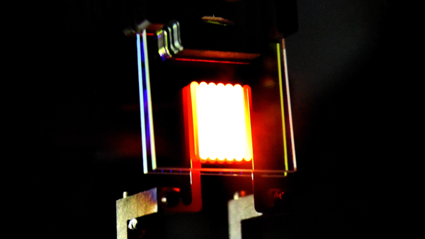 Сверхэффективная лампа накаливания, созданная при помощи нанотехнологий