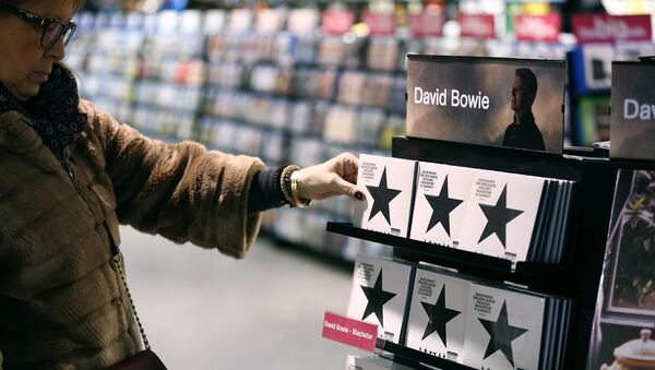 Последний альбом Blackstar Дэвида Боуи