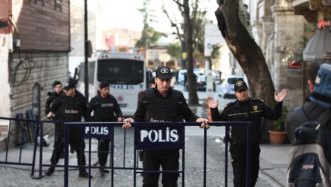 Полиция в Стамбуле. Архивное фото