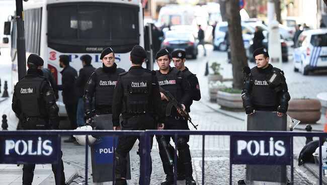 Полиция на месте взрыва в Турции. Архивное фото