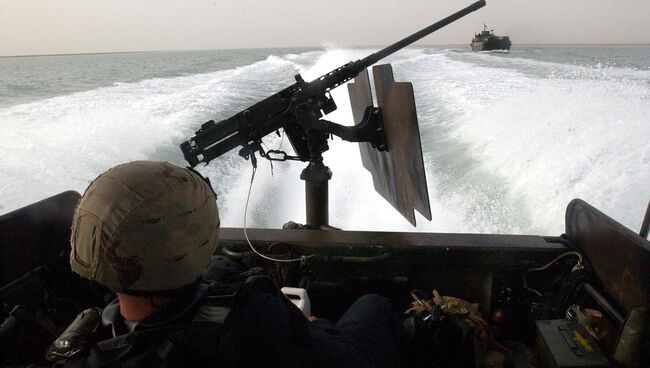 На борту катера Riverine Command Boat американских ВМС. Архивное фото