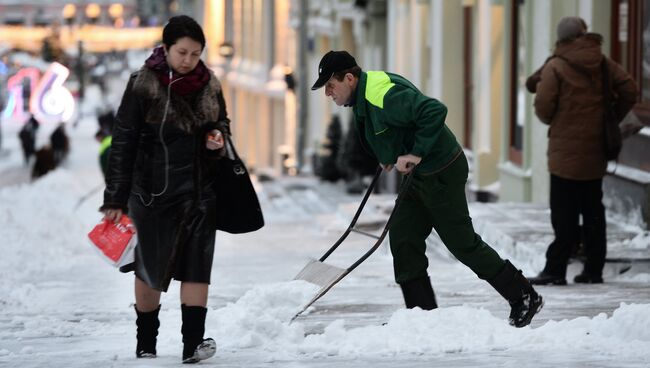 Уборка снега в Москве