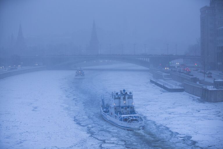 Снегопад в Москве