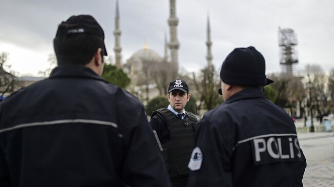 Сотрудники полиции Турции в Стамбуле