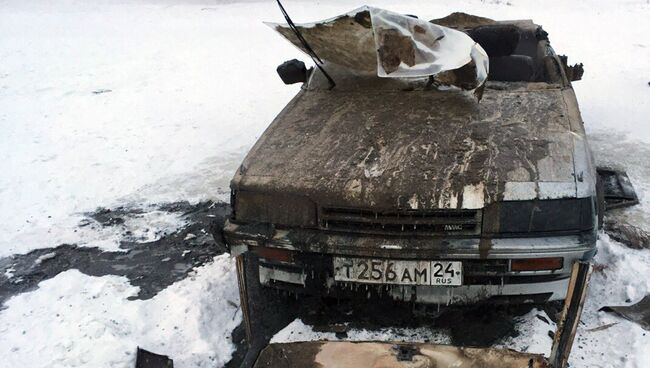 Автомобиль, найденый сотрудниками МЧС во время водолазной тренировки в реке Енисей на Абаканской протоке Красноярска