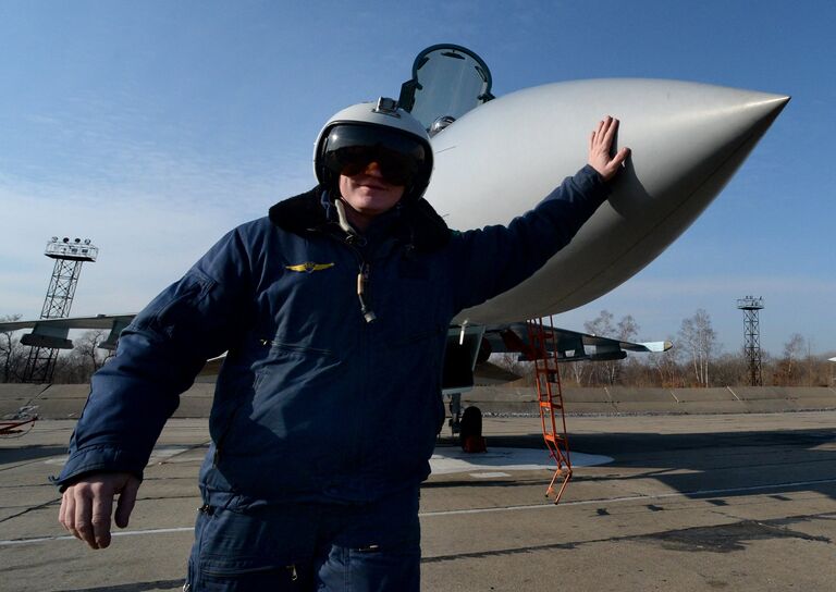 Авиаполк Восточного военного округа получил два новых истребителя Су-35С