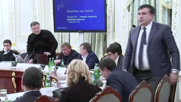 Арсен Аваков и Михаил Саакашвили во время заседания Нацсовета