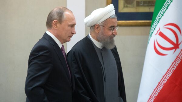 Президент России Владимир Путин и президент Ирана Хасан Роухани. Архивное фото