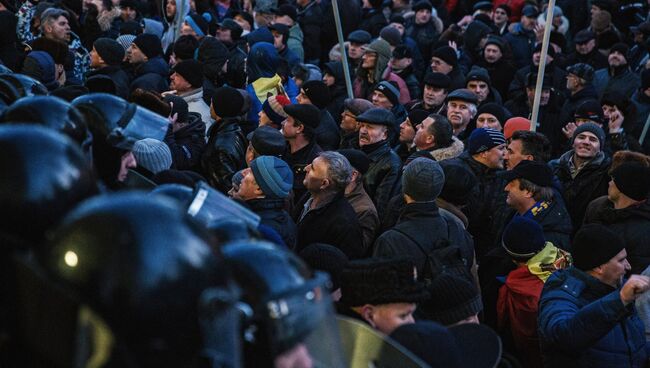 Акции протеста у здания в Кишиневе. Архивное фото