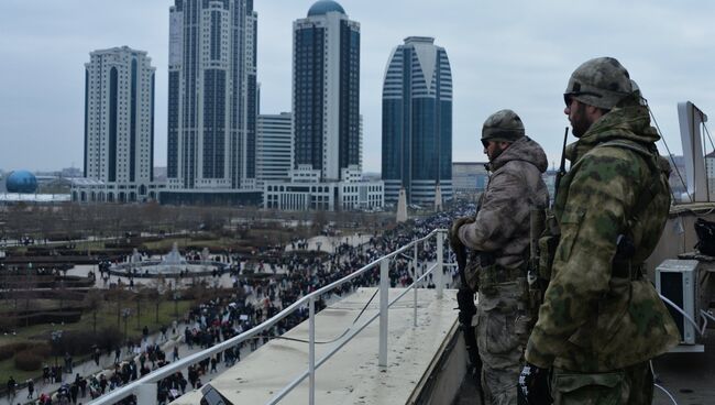 Сотрудники правоохранительных органов в Грозном, архивное фото