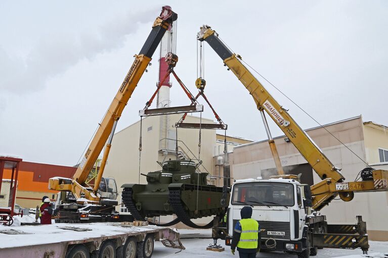 В Свердловской области по советским чертежам воссоздали танк Т-35