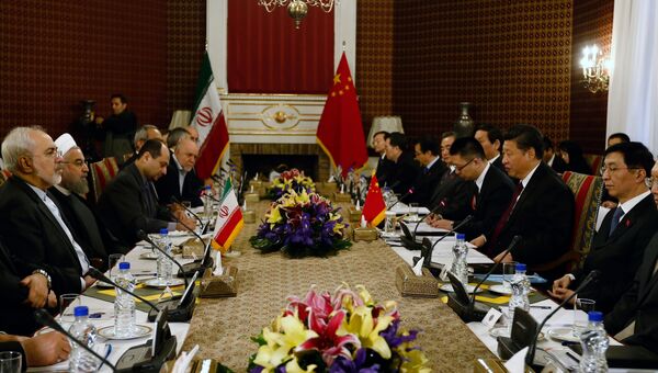Председатель КНР Си Цзиньпин на встрече с президентом Ирана Хасаном Роухани, 23 января 2016