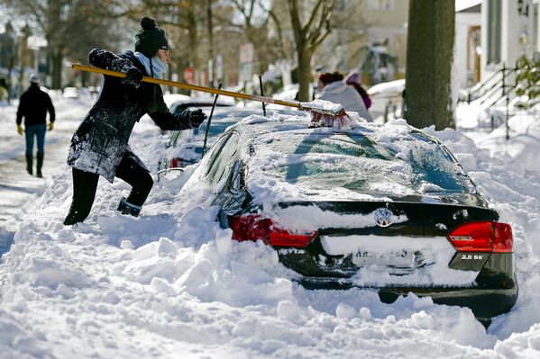 Последствия снегопада в штате Вирджиния, США. Январь 2016