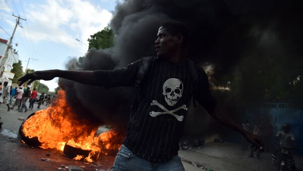 Беспорядки в Порт-о-Пренсе, Гаити. 23 января 2016
