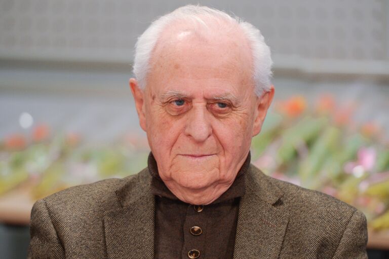 Журналист Лейзор Сиган