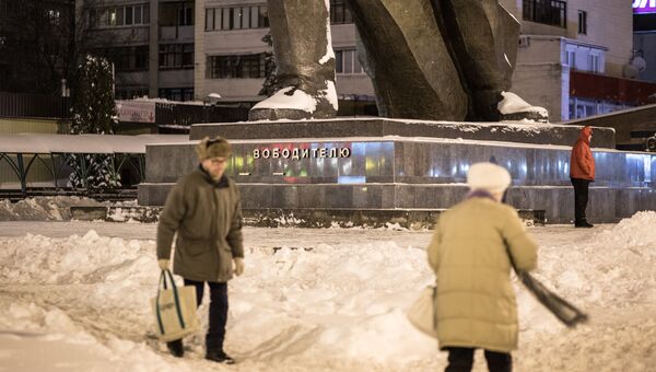 Неизвестные повредили монумент Воину-Освободителю в Харькове