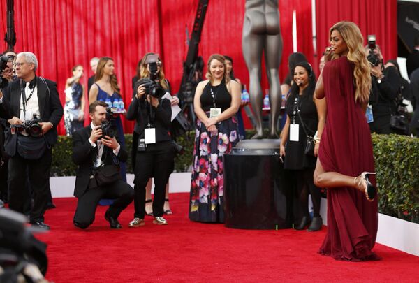 Американская актриса Лаверна Кокс. 22-я церемония вручения премии Гильдии киноактёров США. Январь 2016