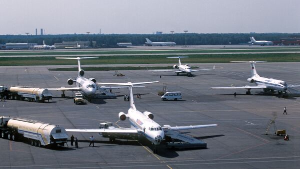 Самолеты в аэропорту Шереметьево-2. Архивное фото