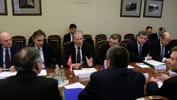 Встреча министра экономического развития РФ А.Улюкаева с вице-канцлером Австрии Р. Миттерленером