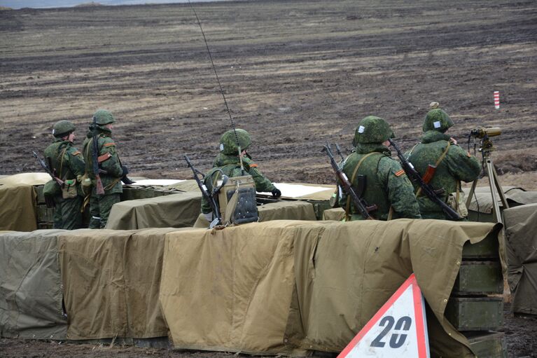 Военные учения в ЛНР