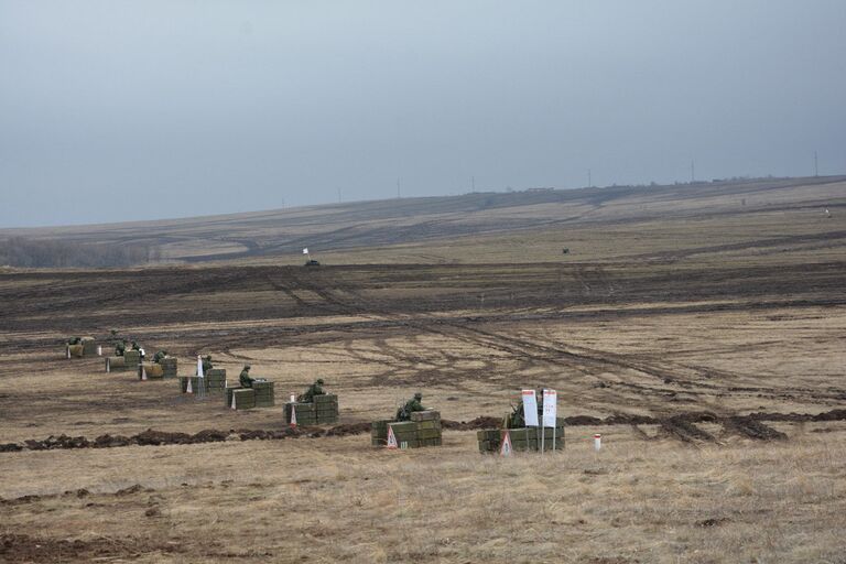 Тактические военные учения в ЛНР