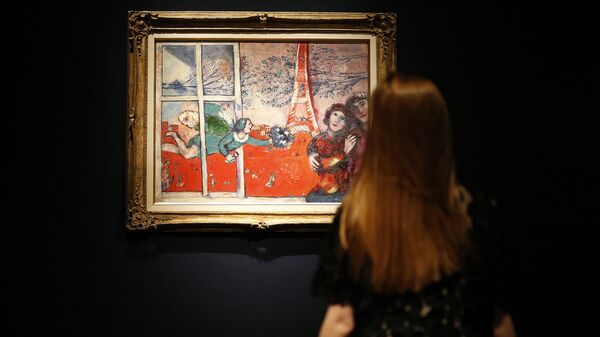 Полотно Марка Шагала 1920-х годов под названием Влюбленные и Эйфелева башня на торгах Sotheby's