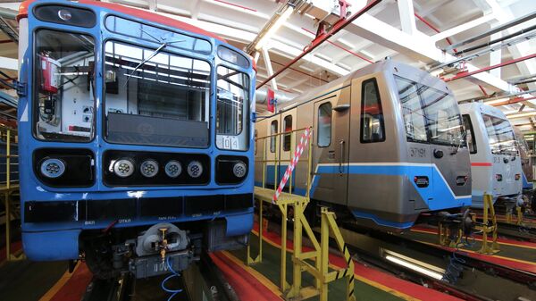 Новые поезда 760-ой серии с вагонами повышенной комфортности. Архивное фото