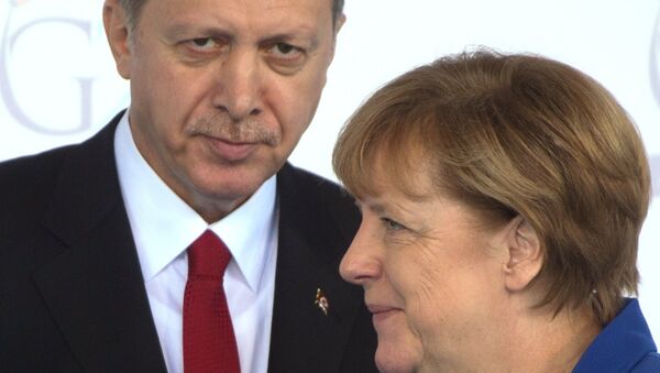 Президент Турции Тайип Эрдоган и Федеральный канцлер Германии Ангела Меркель. Архивное фото