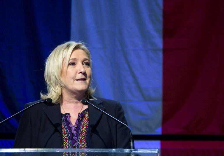 Лидер политической партии Национальный фронт Марин Ле Пен после итогов региональных выборов в северной Франции 