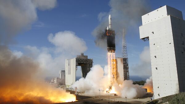 Запуск ракеты Delta 4 Heavy с базы ВВС США Ванденберг. Архивное фото