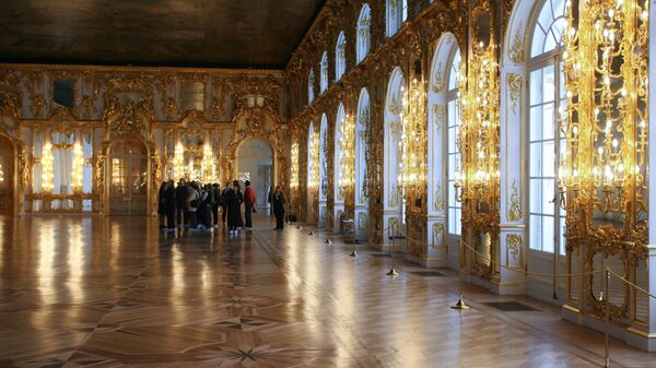 Большой зал Екатерининского дворца в Царском Селе. Архивное фото