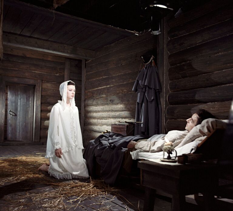 Людмила Савельева и Вячеслав Тихонов на съемках фильма Война и мир