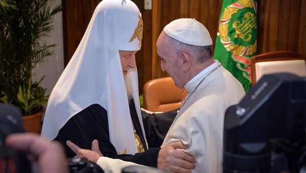 Патриарх Московский и всея Руси Кирилл и папа Римский Франциск во время встречи в Гаване. Архивное фото
