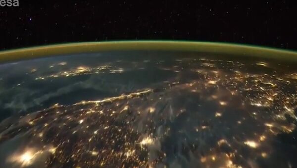 Молнии. Вид из космоса