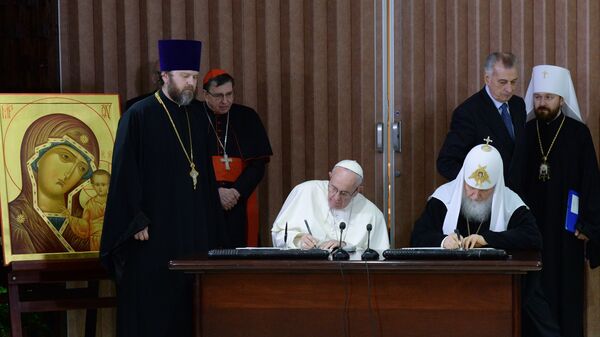 Патриарх Московский и всея Руси Кирилл и папа римский Франциск во время подписания совместной декларации по итогам встречи в Гаване
