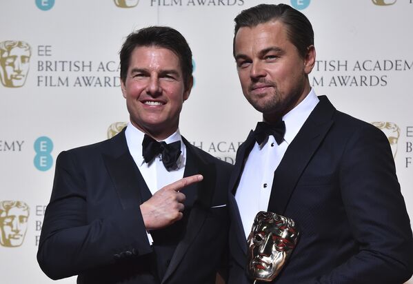 Актеры Том Круз и Леонардо Ди Каприо на церемонии вручения премий Британской академии кино и телевизионных искусств