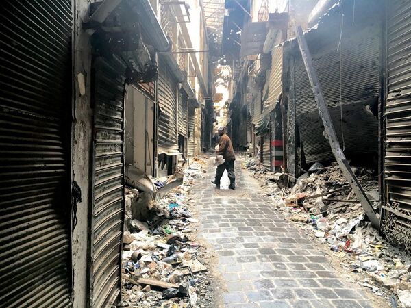 На одной из улиц в историческом центре в Алеппо